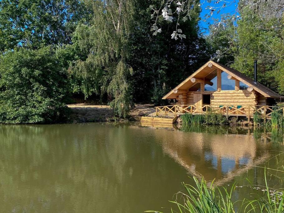 Log Cabin/hot Tub On Private Jurassic Coast Villa Bridport